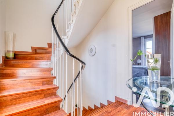 Maison à vendre 9 pièces 218 m² Noisy-le-Grand