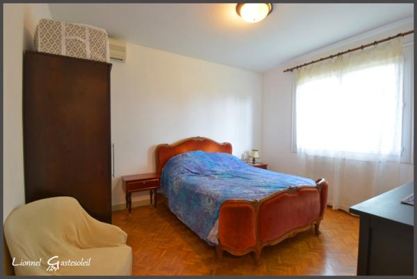 Deux Maisons sur un vaste terrain arboré, idéal pour une famille avec personne âgée ou location saisonnière