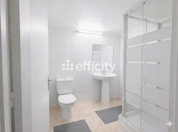 Immeuble 6 pièces - 100 m²