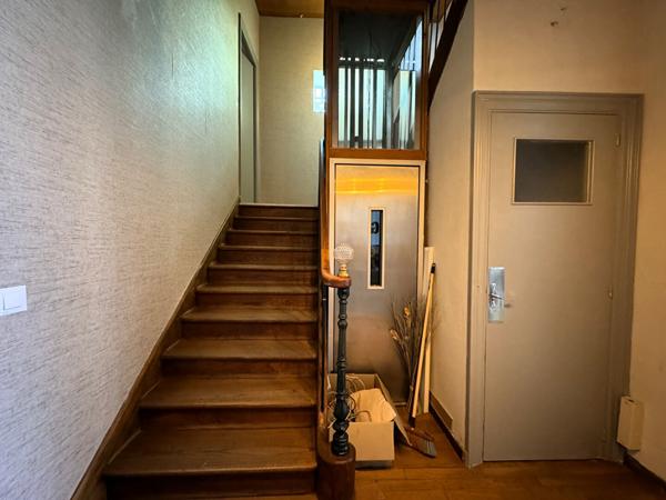 Maison de Maitre avec piscine et garage ? Proche centre et gare, Carcassonne