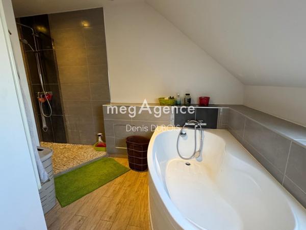 Maison à ARCONNAY, 72610 - 5 pièces 110m²