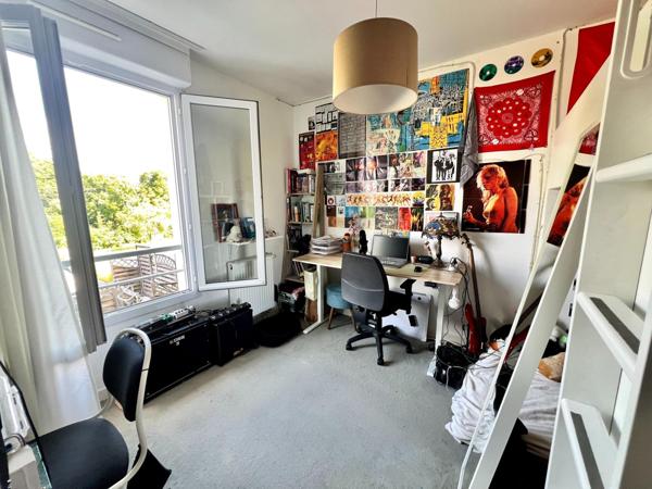 Très bel appartement F3 de 75 m² avec box et parking