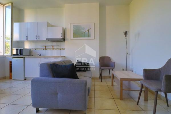 Location Appartement Marseille Type 2 de 38m2 Lumineux et calme secteur Blancarde