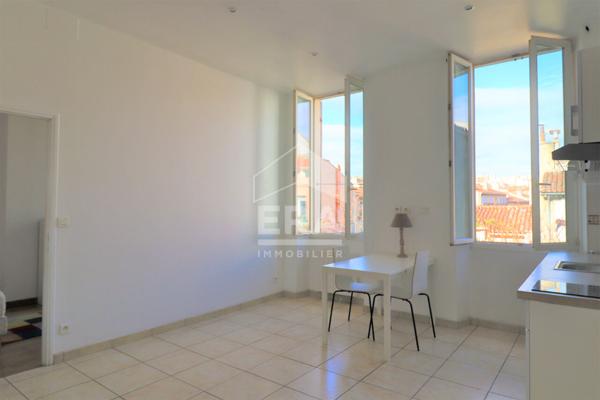 Location Appartement Marseille Type 2 de 38m2 Lumineux et calme secteur Blancarde