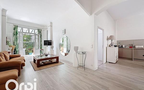 Appartement à vendre    4 pièces • 105,83 m2 Vence