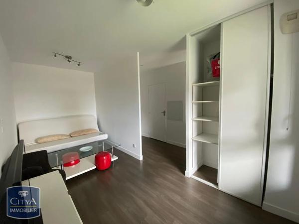 Appartement à louer 1 pièce 24.79m² Tours (37000)