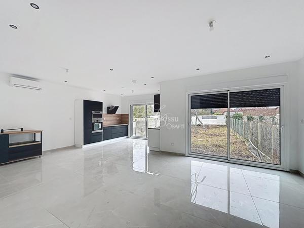 MAISON NEUVE 4 CHAMBRES SOUS SOL