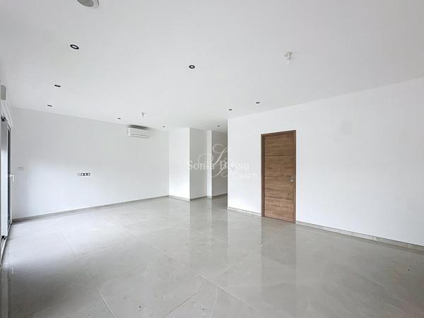 MAISON NEUVE 4 CHAMBRES SOUS SOL