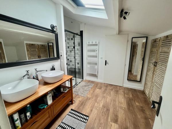 Echoppe en pierre T4 3 chambres