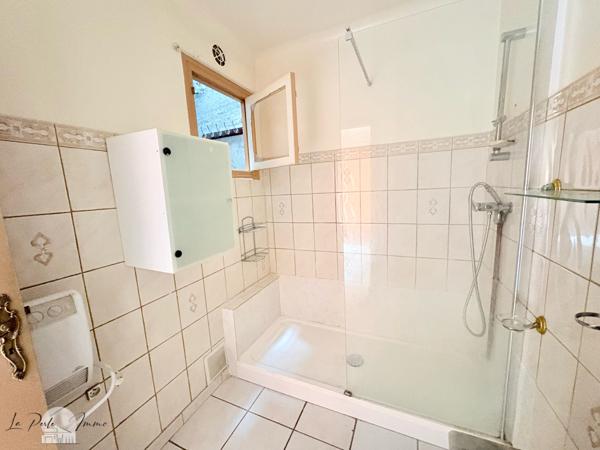 Perpignan (66000) Grand T3 75 m2 au dernier étage avec garage