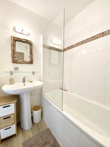 Port Guillaume : Coquet appartement 2 Pièces en duplex avec terrasse et jardinet