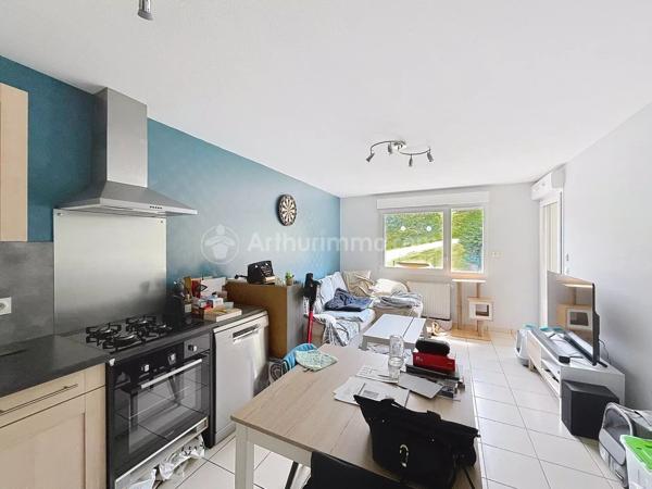 Location                                                      Appartement
                        
                     2 pièces                      43 m2                     à Clermont-Ferrand