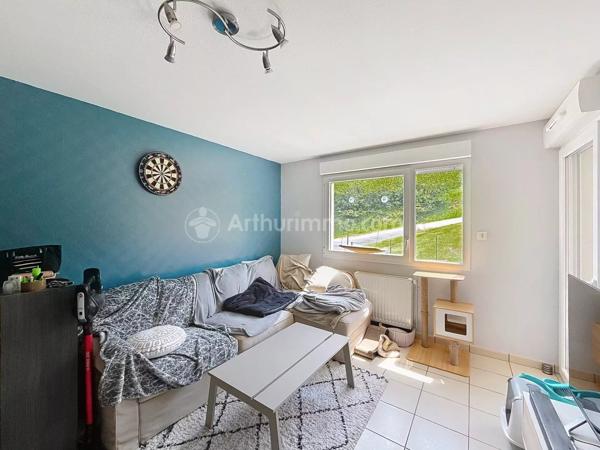 Location                                                      Appartement
                        
                     2 pièces                      43 m2                     à Clermont-Ferrand