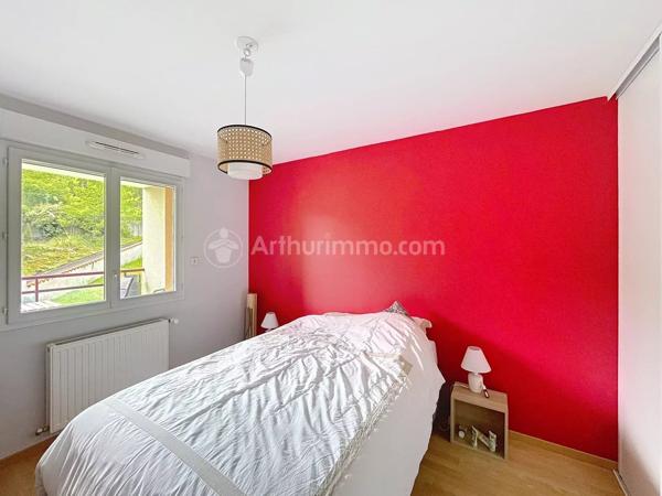 Location                                                      Appartement
                        
                     2 pièces                      43 m2                     à Clermont-Ferrand