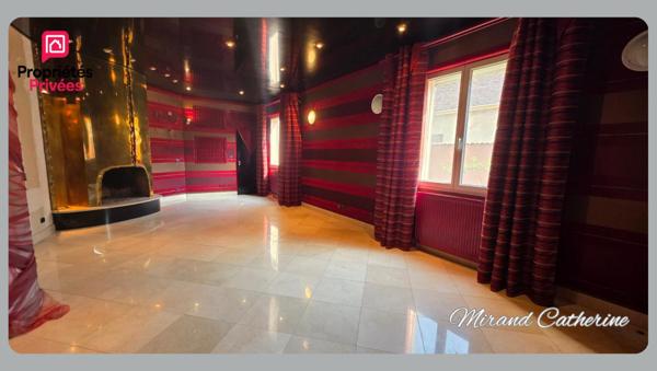 Ensemble immobilier à Troyes -12 pièces 260 m2