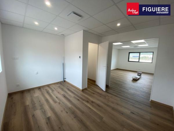 38m² de bureaux aménagés à louer Lamanon