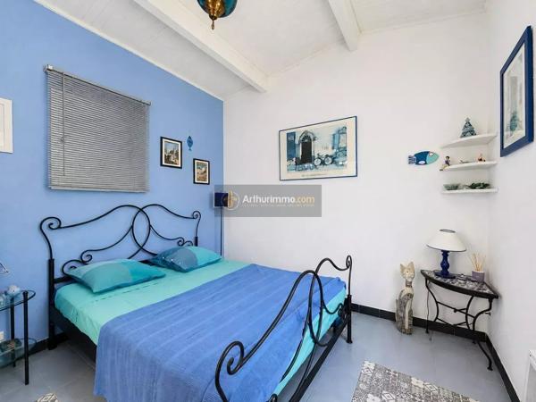 Vente                                                      Maison
                        
                     4 pièces                      95 m2                     à Fréjus