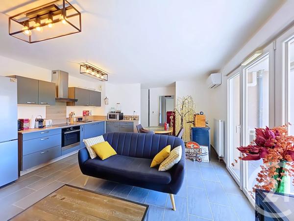 Appartement T3 à vendre  3 pièces - 62,14 m 2   ISTRES  - 13