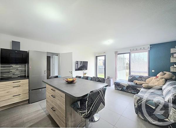 Appartement T3 à vendre  3 pièces - 62,14 m 2   ISTRES  - 13