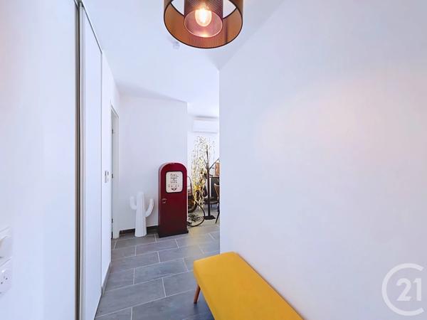 Appartement T3 à vendre  3 pièces - 62,14 m 2   ISTRES  - 13