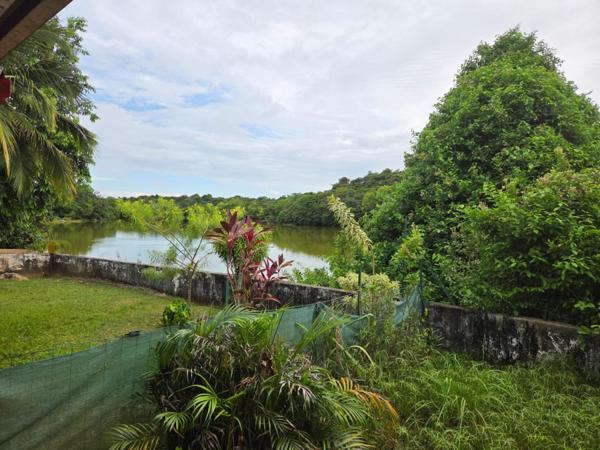 La petite maison au bord du lac