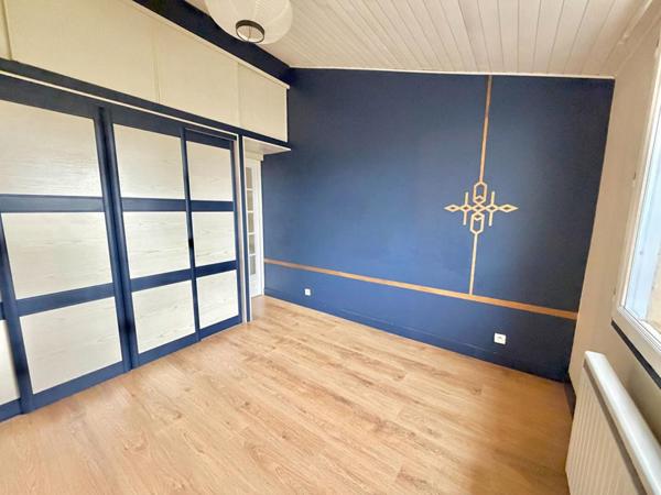 Pradines (46090), maison 5 chambres 210 m2 sur 5000 m² de terrain avec piscine