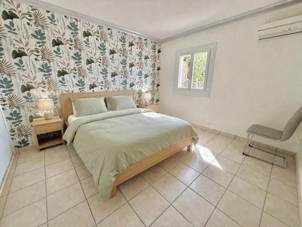 Pradines (46090), maison 5 chambres 210 m2 sur 5000 m² de terrain avec piscine