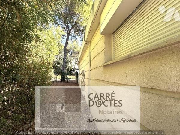 OPPORTUNITE RARE A LA VENTE : Immeuble de plain pied, en pleine propriété implanté sur parcelle...