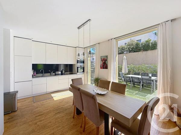 Appartement Duplex à vendre  6 pièces - 131,63 m 2   ANTIBES  - 06