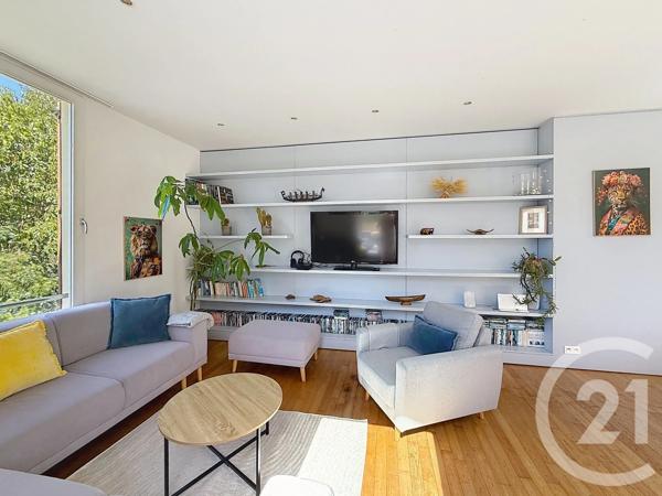 Appartement Duplex à vendre  6 pièces - 131,63 m 2   ANTIBES  - 06