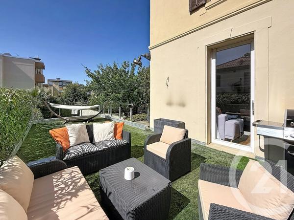 Appartement Duplex à vendre  6 pièces - 131,63 m 2   ANTIBES  - 06
