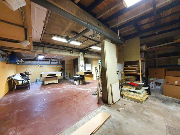 Maison atypique 78 m²  230 000