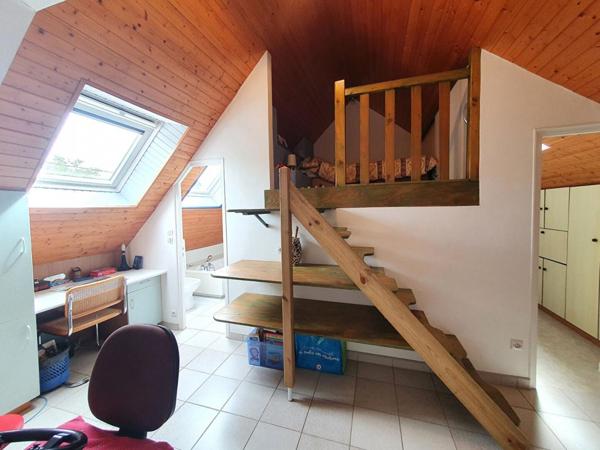 Maison atypique 78 m²  230 000