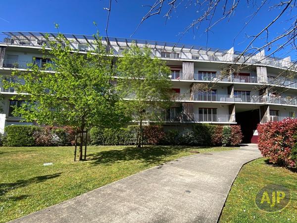Vente appartement Merignac : 249 000 € - AJP Immobilier Le Bouscat