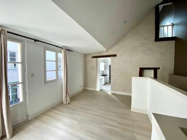 Appartement à louer    3 pièces • 68,06 m2 Orléans