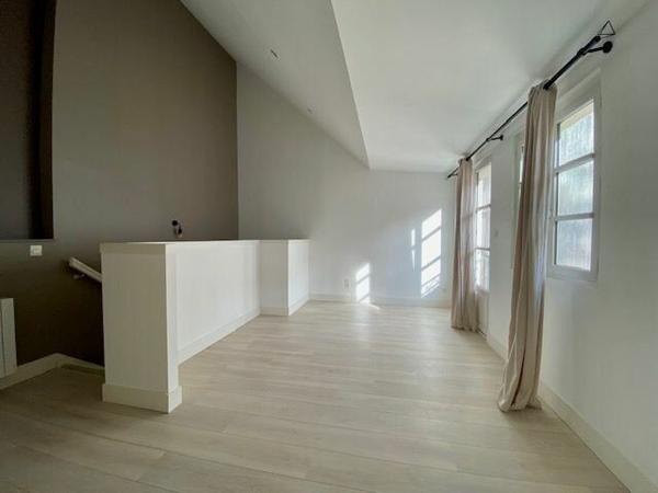 Appartement à louer    3 pièces • 68,06 m2 Orléans