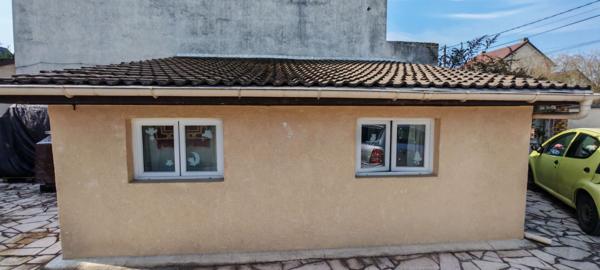 MAISON FAMILLIALE DE 6 CHAMBRES AVEC DEPENDANCES