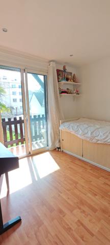 MAISON FAMILLIALE DE 6 CHAMBRES AVEC DEPENDANCES