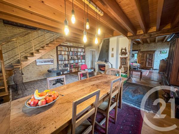 Maison à vendre  6 pièces - 236,71 m2 DENICE - 69