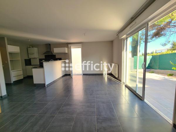 Maison
         4 pièces
        - 86 m² 215 000 € *