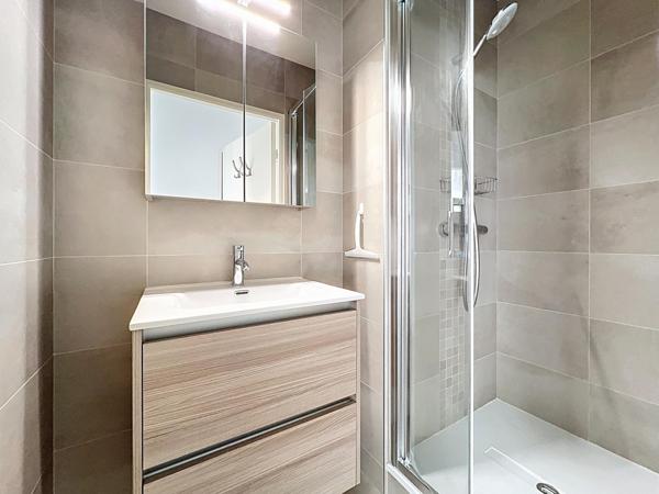 CHATOU APPARTEMENT 85M2 2CH  BALCON CAVE PARKING