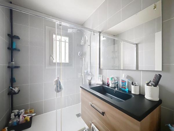 Maison Mallemort 5 pièce(s) 90 m2 - Terrain 1170m2 - Quartier résidentiel