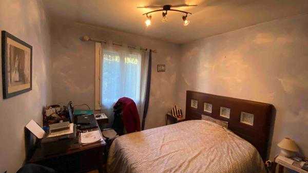 Maison Mallemort 5 pièce(s) 90 m2 - Terrain 1170m2 - Quartier résidentiel