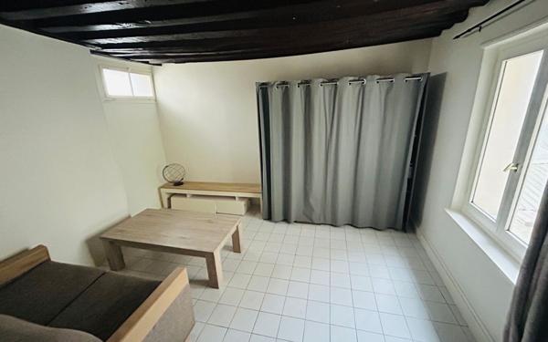 Appartement à vendre    1 pièce •  Meaux