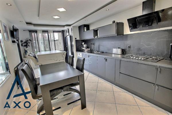 Maison de ville spacieuse de 125 m² et de 6 pièces