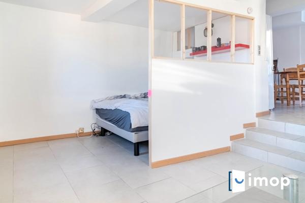 Studio loué dans le centre-bourg de Flayosc