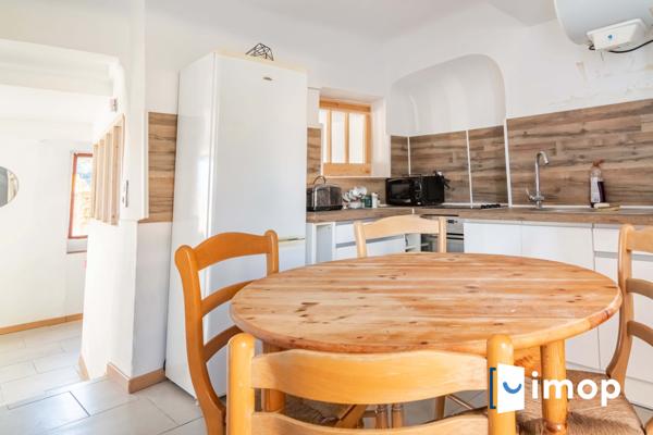 Studio loué dans le centre-bourg de Flayosc