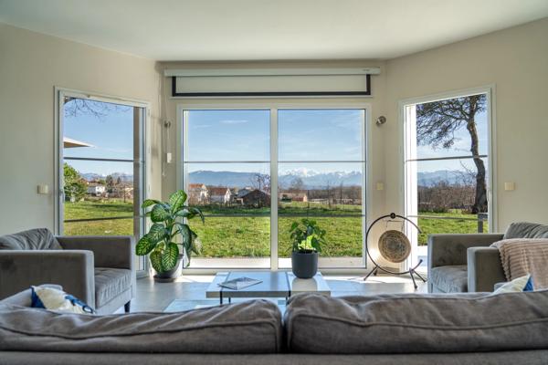 Maison contemporaine classée A + T1bis avec magnifique vue sur le Mont Blanc