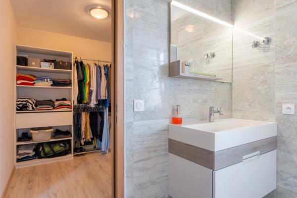 Maison contemporaine classée A + T1bis avec magnifique vue sur le Mont Blanc