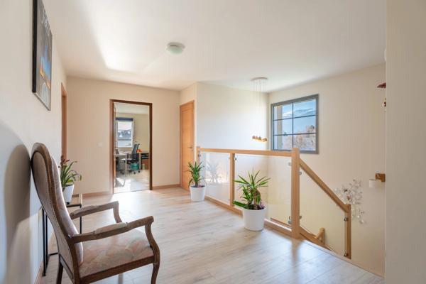 Maison contemporaine classée A + T1bis avec magnifique vue sur le Mont Blanc
